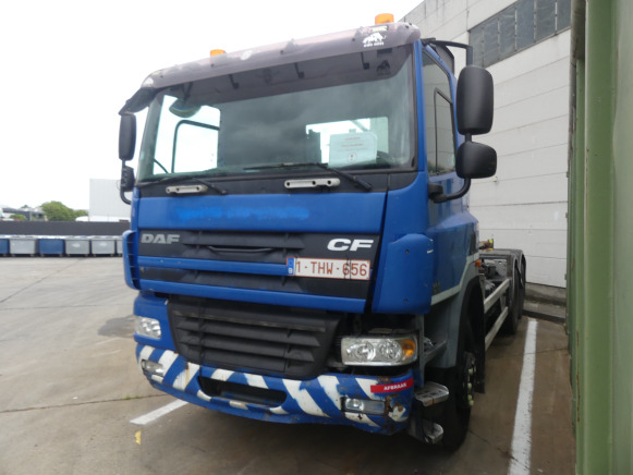 REF:6807 - Camion porte-container DAF AT85MC5-75 (2009-797.030 km) - Camion ampliroll: photos 1 REF:6807 - Camion porte-container DAF AT85MC5-75 (2009-797.030 km) - Camion ampliroll: photos 1