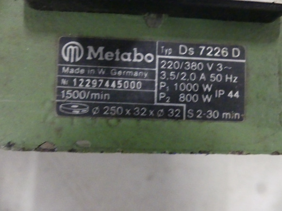 Touret à meuler double tété Métabo DS 7226D, Table de travail pliante Black&Decker (9714-040) - Machine à métaux: photos 3 Touret à meuler double tété Métabo DS 7226D, Table de travail pliante Black&Decker (9714-040) - Machine à métaux: photos 3