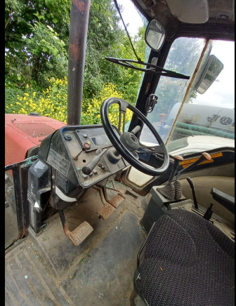 Tracteur Case International 4240XLA - Tracteur agricole: photos 2 Tracteur Case International 4240XLA - Tracteur agricole: photos 2