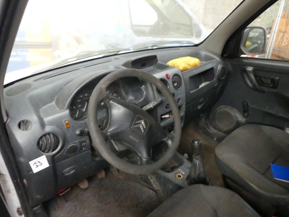 Voiture Voiture Citroën Berlingo: photos 9
