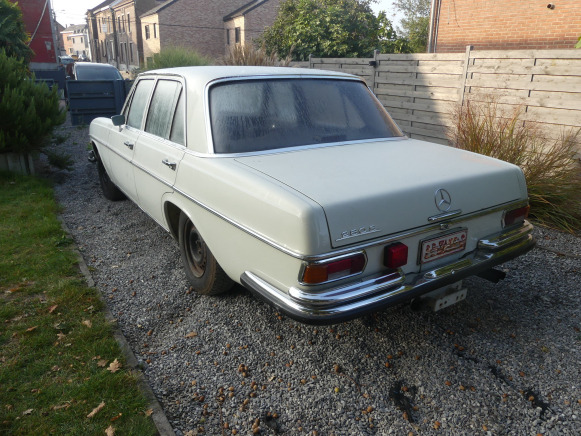 Voiture ancêtre Mercedes-Benz 280S (1972-72.399 km)( Vin: 10801610091315) - Voiture: photos 5 Voiture ancêtre Mercedes-Benz 280S (1972-72.399 km)( Vin: 10801610091315) - Voiture: photos 5