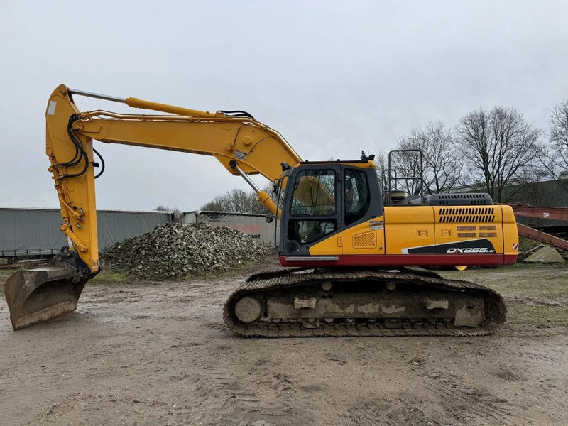 Doosan DX255LC-5 2015 10800 hr STRAIGHT FROM WORK ! DUTCH MACHINE ! - Pelle sur chenille: photos 1 Doosan DX255LC-5 2015 10800 hr STRAIGHT FROM WORK ! DUTCH MACHINE ! - Pelle sur chenille: photos 1