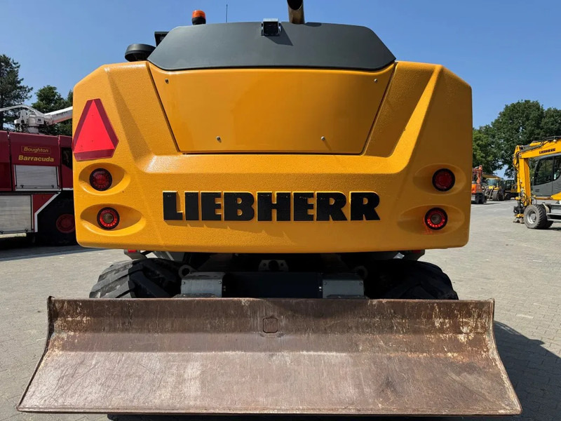 Liebherr A914 2019 7300 uur !! NL MACHINE !! - Pelle sur pneus: photos 5 Liebherr A914 2019 7300 uur !! NL MACHINE !! - Pelle sur pneus: photos 5