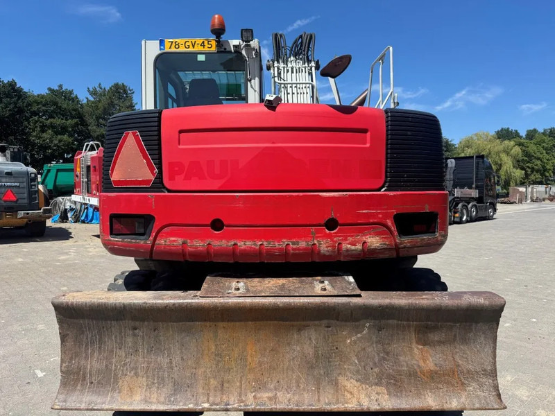 Takeuchi TB1160W - Pelle sur pneus: photos 2 Takeuchi TB1160W - Pelle sur pneus: photos 2