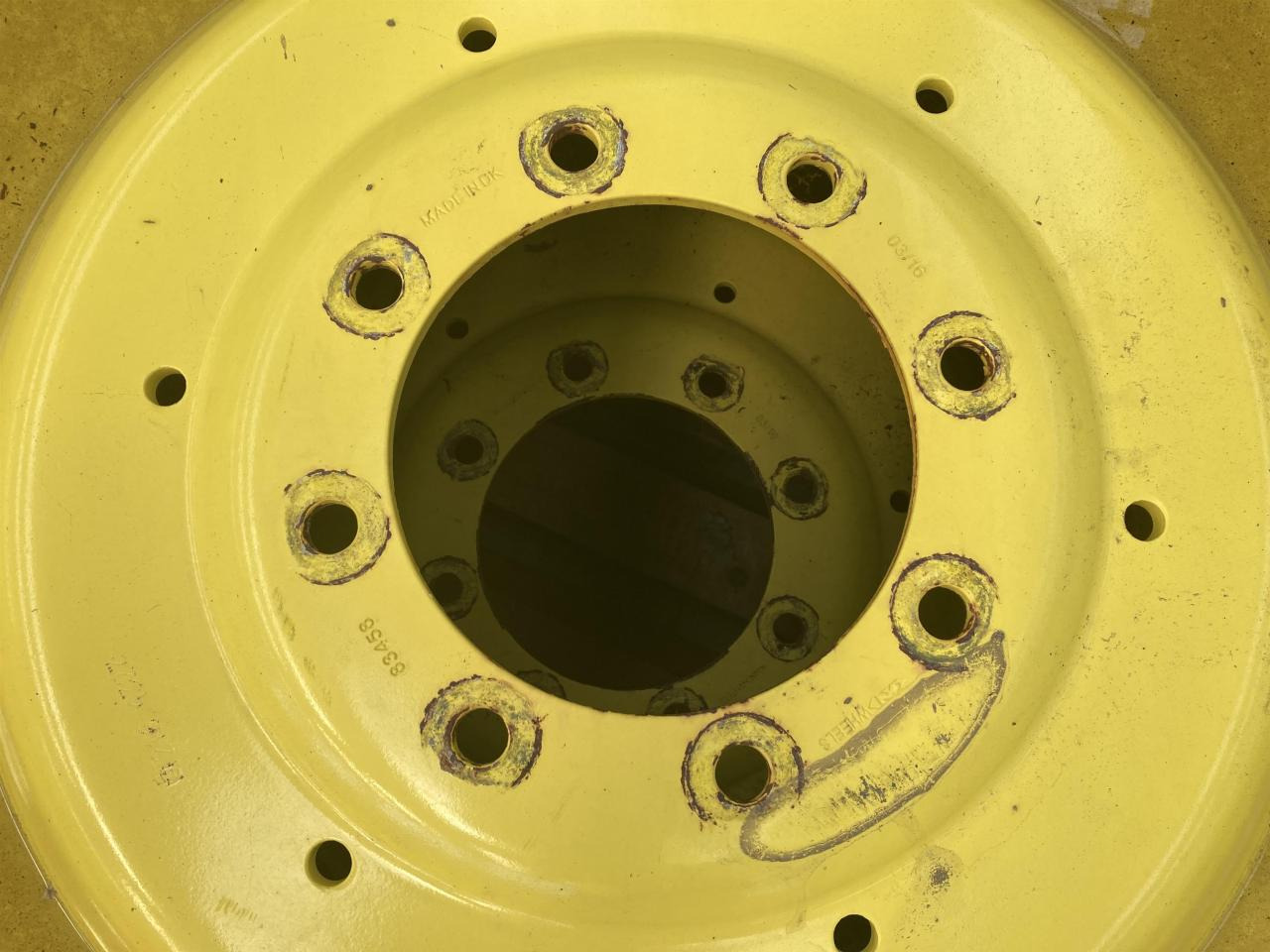 Alliance 13.6R48 - Pneu pour Machine agricole: photos 3 Alliance 13.6R48 - Pneu pour Machine agricole: photos 3