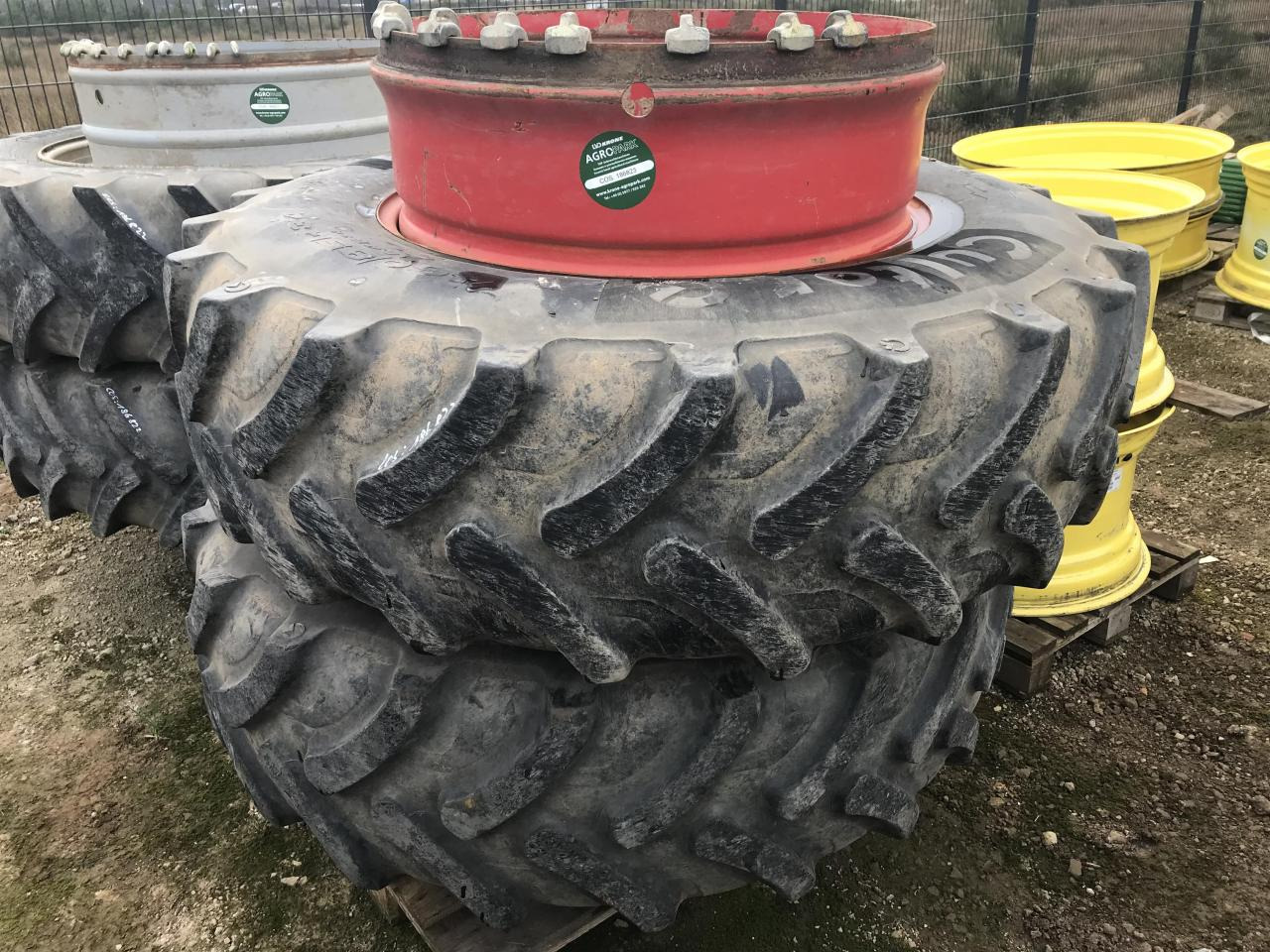 Alliance 460/85R34 - Pneu pour Machine agricole: photos 1 Alliance 460/85R34 - Pneu pour Machine agricole: photos 1