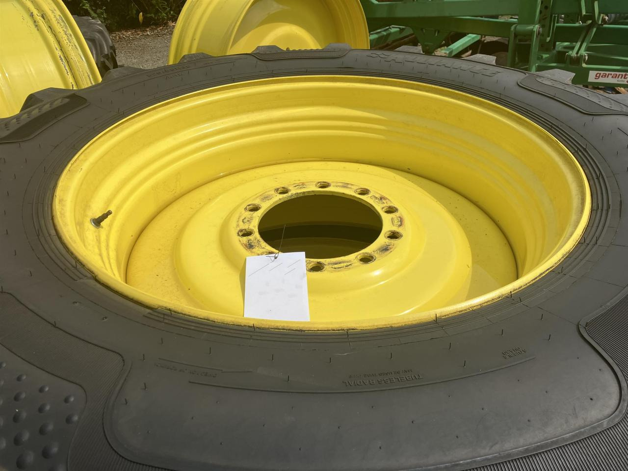 Alliance 520/85-38 - Pneu pour Machine agricole: photos 2 Alliance 520/85-38 - Pneu pour Machine agricole: photos 2