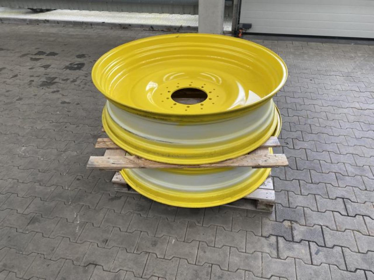 Bohnenkamp 13x50 - Pneu pour Machine agricole: photos 1 Bohnenkamp 13x50 - Pneu pour Machine agricole: photos 1