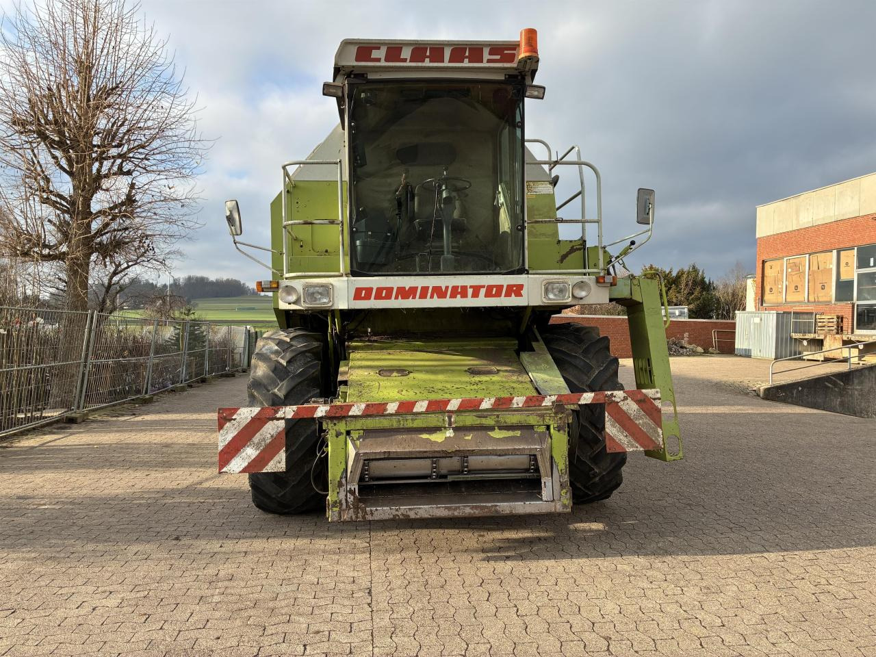 CLAAS DO 108 SL Maxi 3D - Moissonneuse-batteuse: photos 2 CLAAS DO 108 SL Maxi 3D - Moissonneuse-batteuse: photos 2