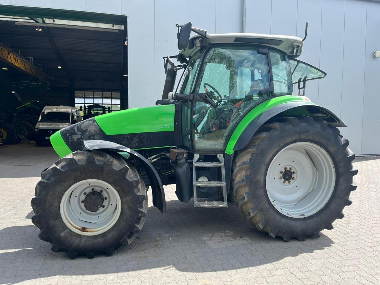 Deutz-Fahr Agrotron K 610 - Tracteur agricole: photos 1 Deutz-Fahr Agrotron K 610 - Tracteur agricole: photos 1