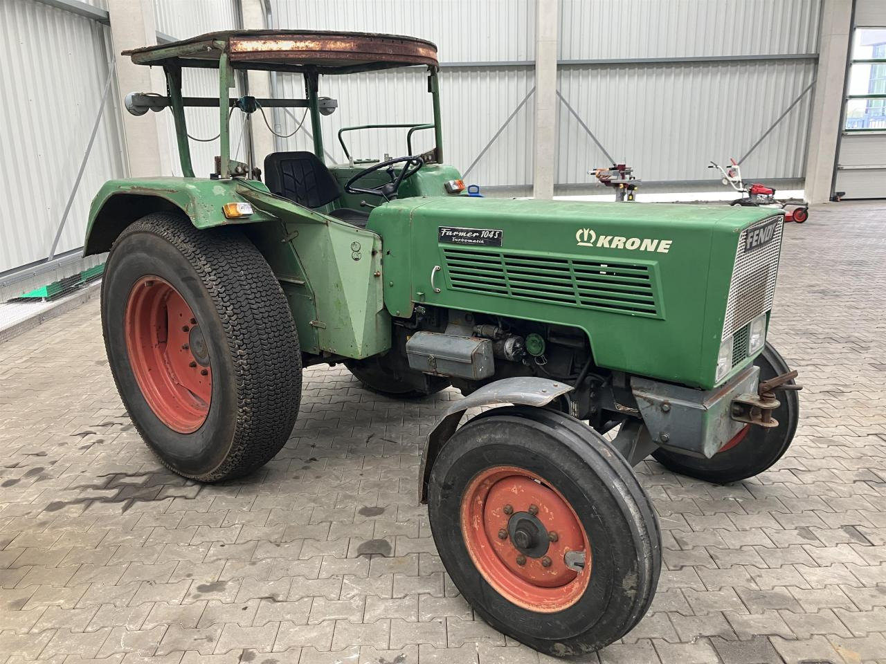 Fendt 104 S Farmer - Tracteur agricole: photos 2 Fendt 104 S Farmer - Tracteur agricole: photos 2