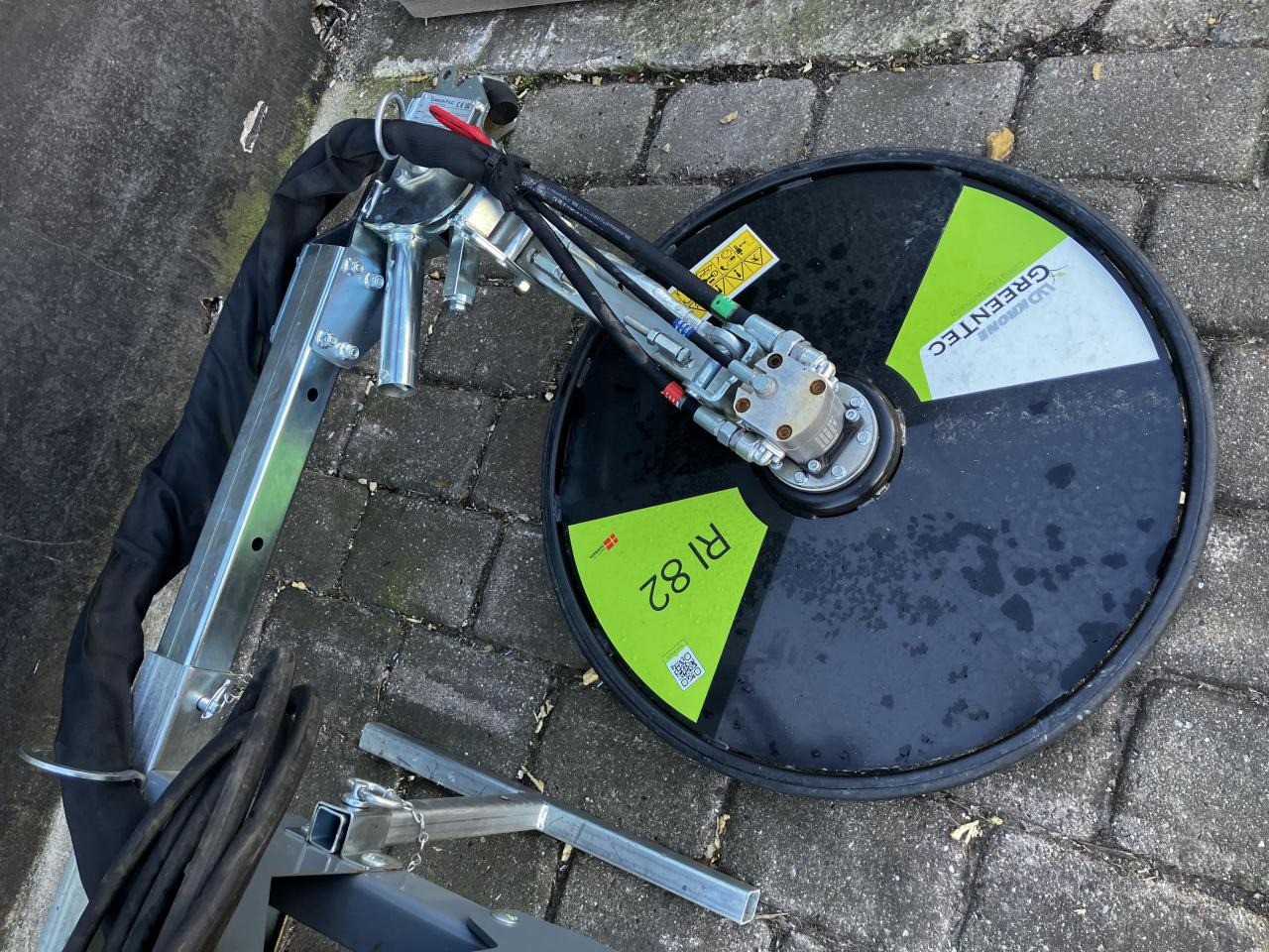 GreenTec Zaunmäher rechts - Faucheuse: photos 3 GreenTec Zaunmäher rechts - Faucheuse: photos 3