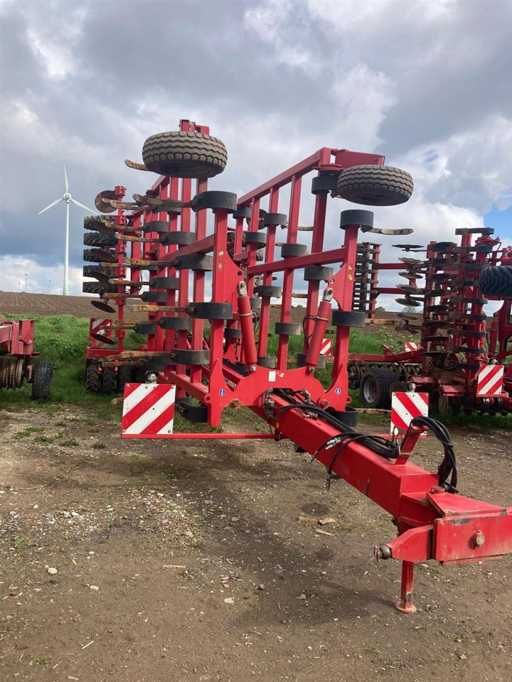 Horsch Tiger 6 XL - Bineuse: photos 2 Horsch Tiger 6 XL - Bineuse: photos 2