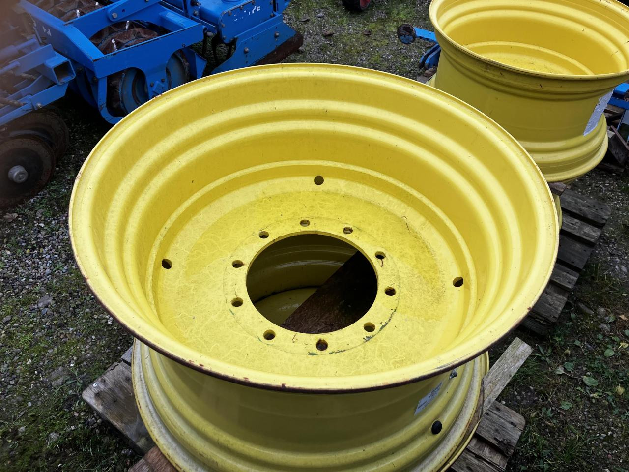 John Deere 18x30 - Pneu pour Machine agricole: photos 2 John Deere 18x30 - Pneu pour Machine agricole: photos 2