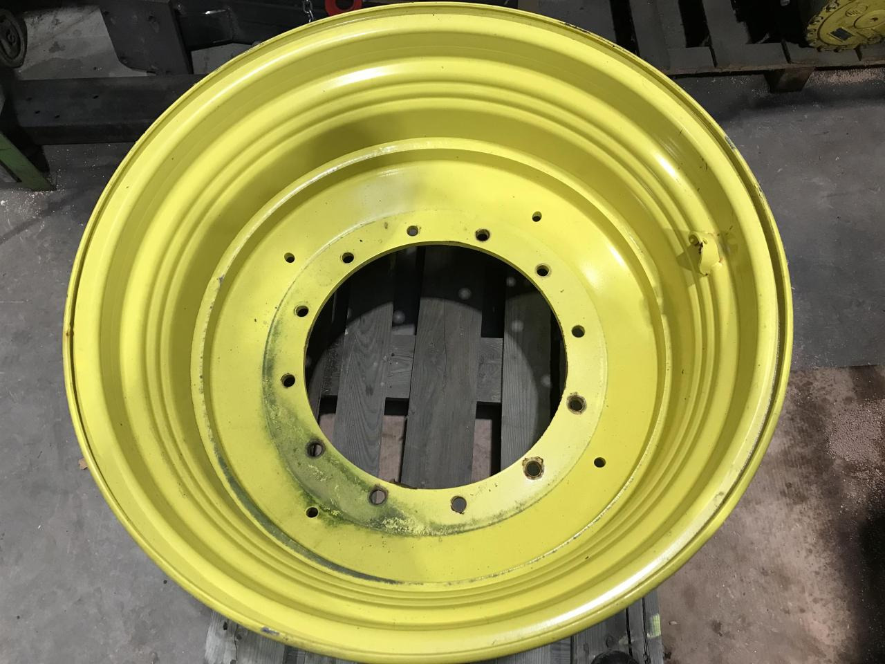 John Deere 20x34 - Jante pour Machine agricole: photos 4 John Deere 20x34 - Jante pour Machine agricole: photos 4