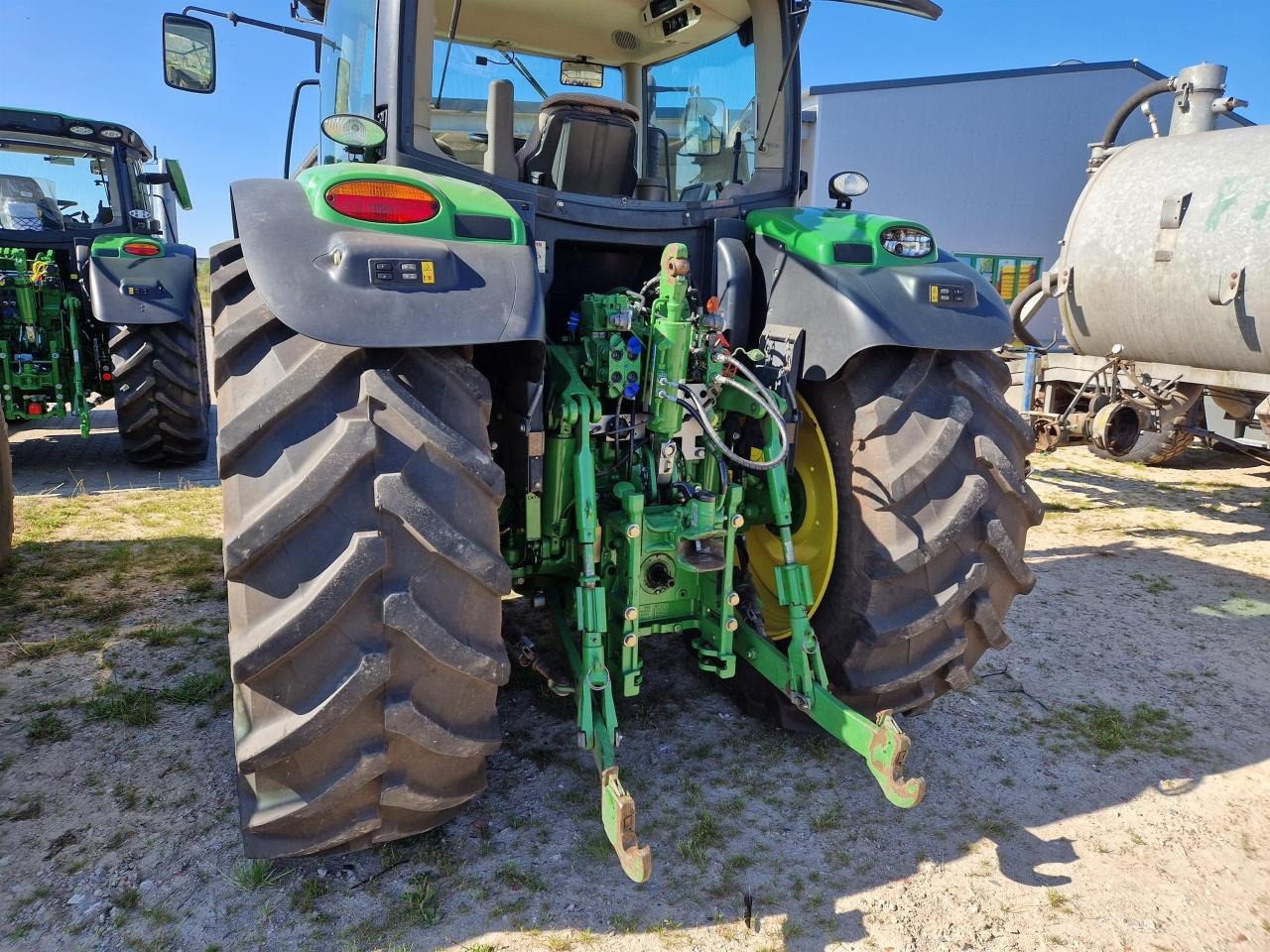 John Deere 6150R - Tracteur agricole: photos 3 John Deere 6150R - Tracteur agricole: photos 3