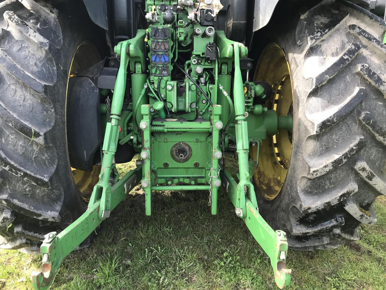 John Deere 6195R - Tracteur agricole: photos 5 John Deere 6195R - Tracteur agricole: photos 5