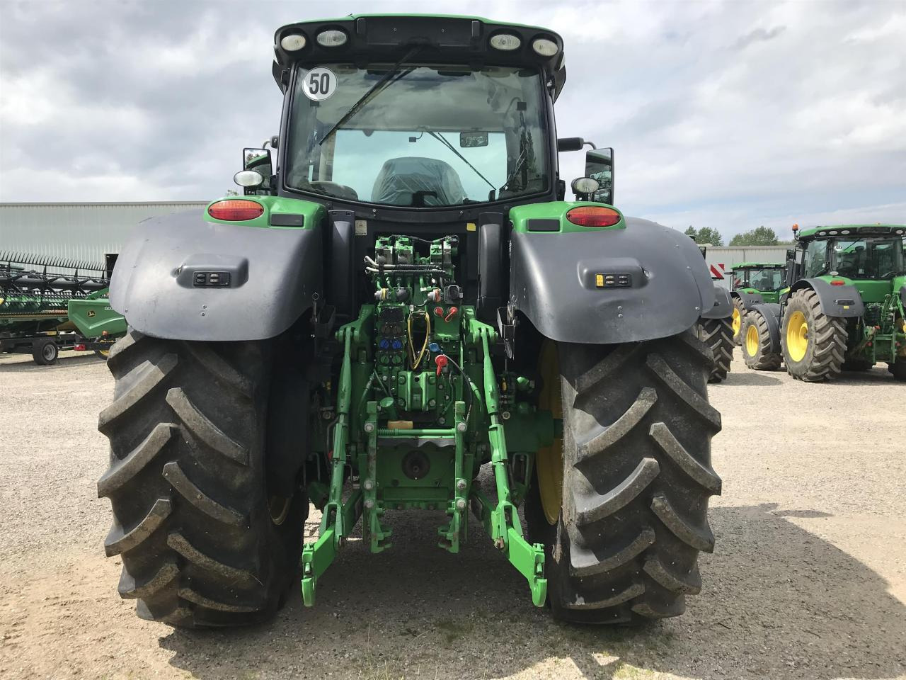John Deere 6215R - Tracteur agricole: photos 5 John Deere 6215R - Tracteur agricole: photos 5