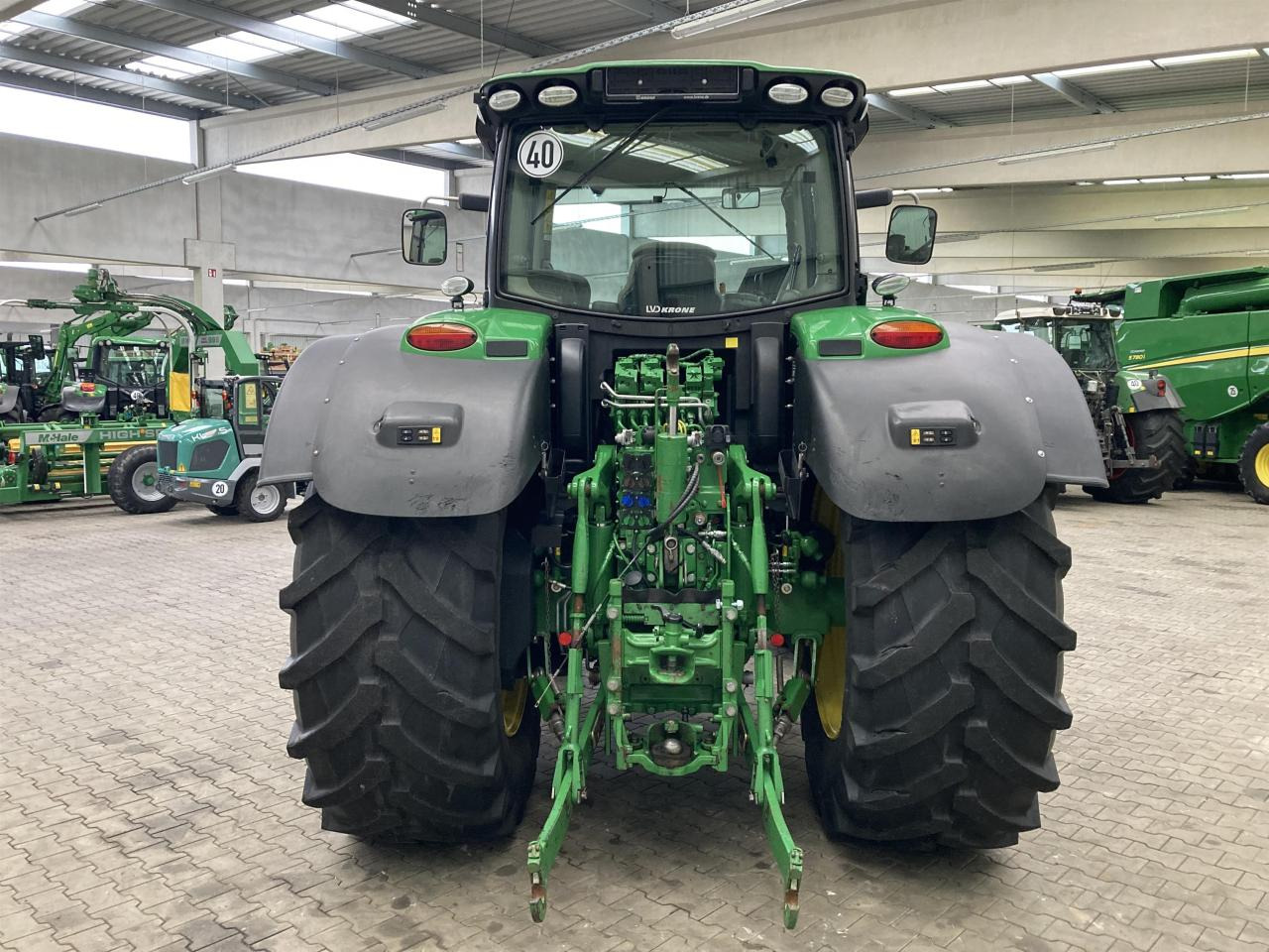 John Deere 6215R - Tracteur agricole: photos 5 John Deere 6215R - Tracteur agricole: photos 5