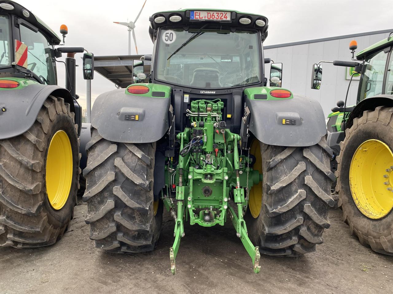 John Deere 6215R - Tracteur agricole: photos 3 John Deere 6215R - Tracteur agricole: photos 3
