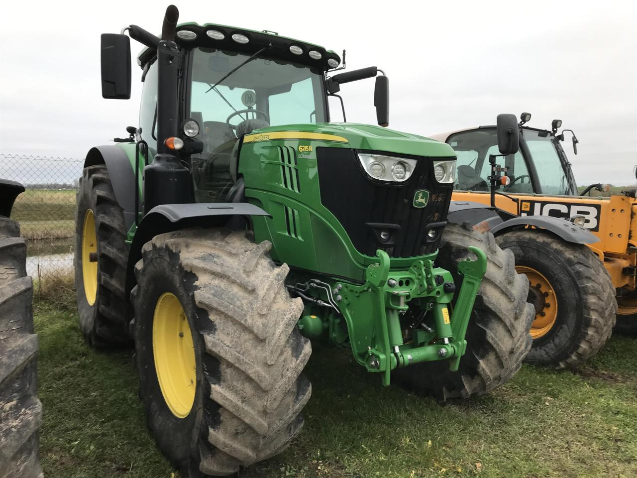 John Deere 6215R - Tracteur agricole: photos 2 John Deere 6215R - Tracteur agricole: photos 2