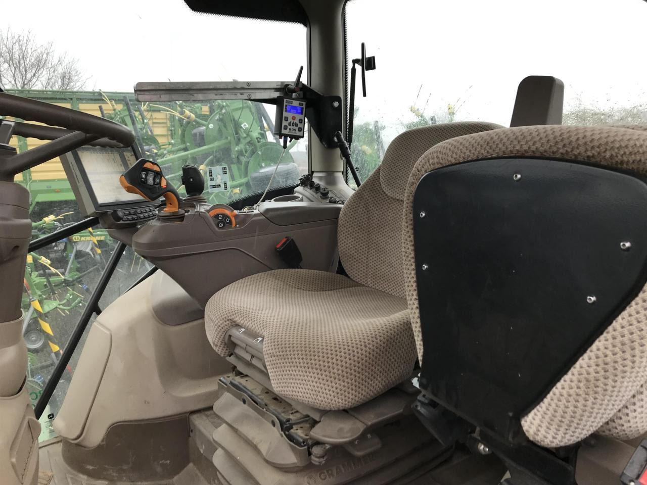 John Deere 6250R - Tracteur agricole: photos 5 John Deere 6250R - Tracteur agricole: photos 5