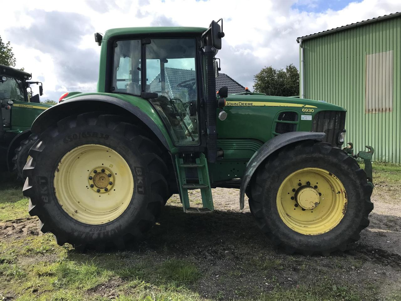 John Deere 6930 Premium - Tracteur agricole: photos 2 John Deere 6930 Premium - Tracteur agricole: photos 2