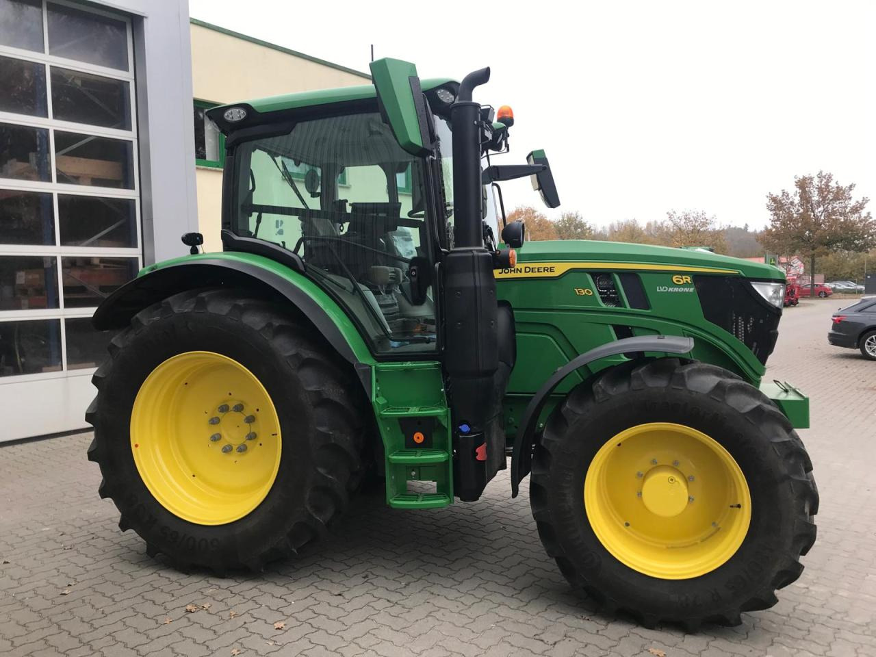 John Deere 6R 130 - Tracteur agricole: photos 2 John Deere 6R 130 - Tracteur agricole: photos 2