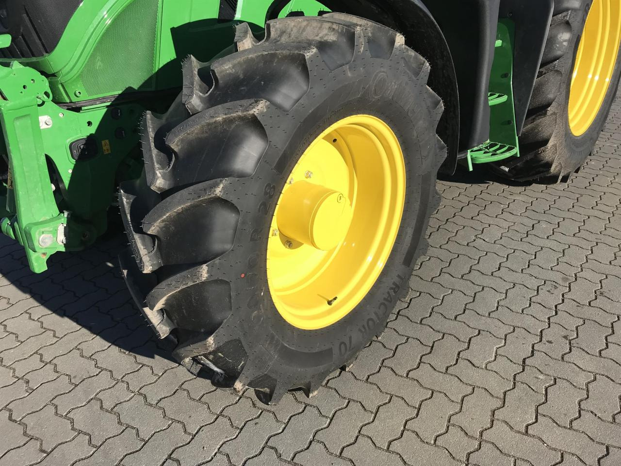John Deere 6R 130 - Tracteur agricole: photos 4 John Deere 6R 130 - Tracteur agricole: photos 4