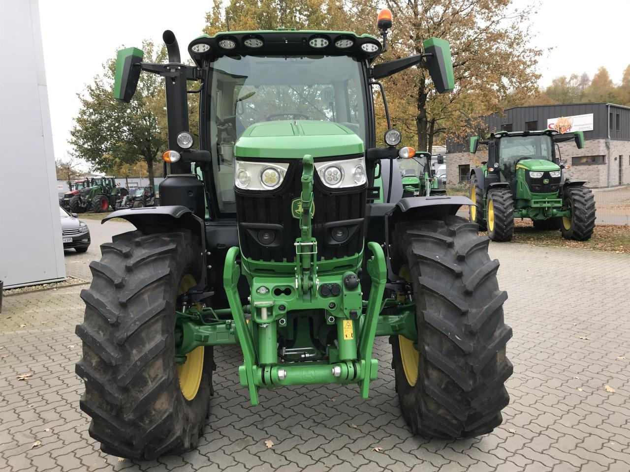 John Deere 6R 155 - Tracteur agricole: photos 3 John Deere 6R 155 - Tracteur agricole: photos 3
