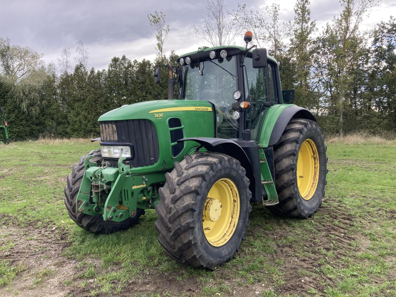 John Deere 7430 - Tracteur agricole: photos 1 John Deere 7430 - Tracteur agricole: photos 1