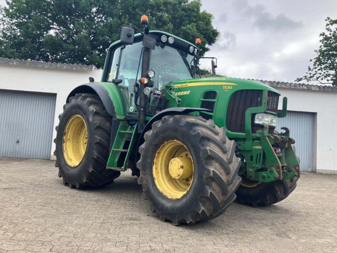 John Deere 7530 PREMIUM - Tracteur agricole: photos 3 John Deere 7530 PREMIUM - Tracteur agricole: photos 3