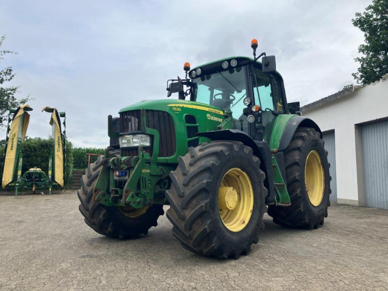 John Deere 7530 PREMIUM - Tracteur agricole: photos 2 John Deere 7530 PREMIUM - Tracteur agricole: photos 2