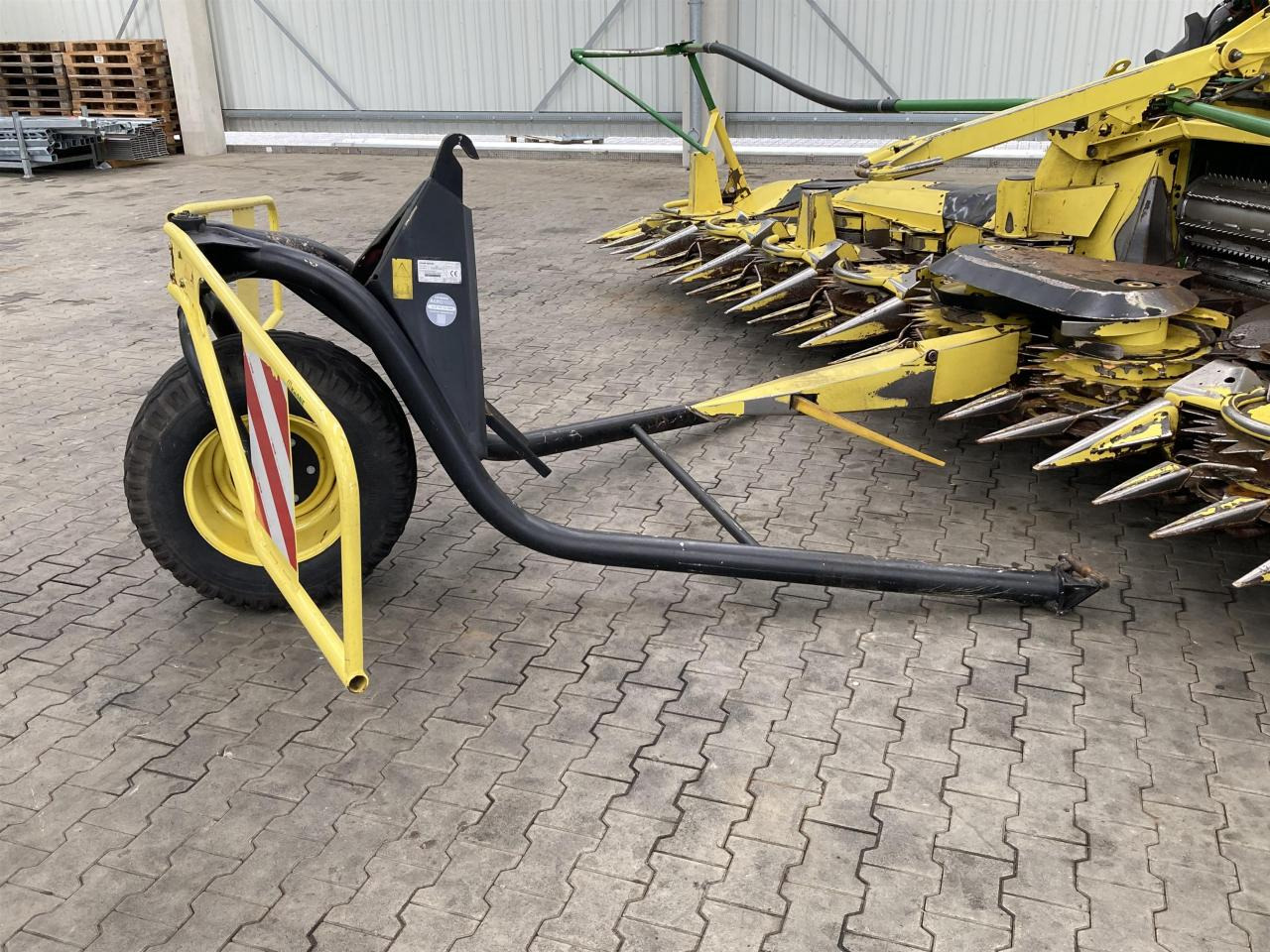 John Deere 7750i - Ensileuse: photos 2 John Deere 7750i - Ensileuse: photos 2