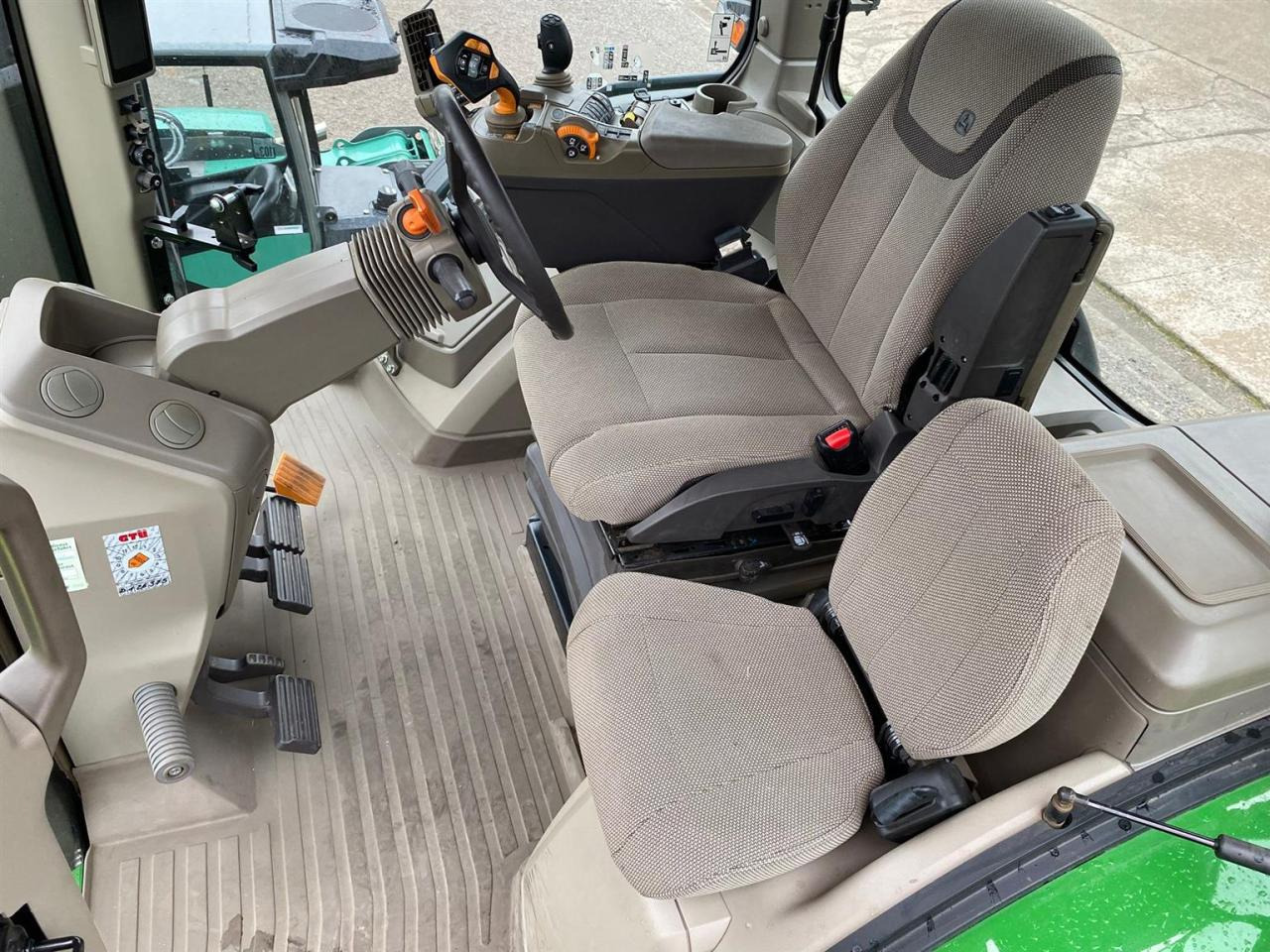 John Deere 7R 310 - Tracteur agricole: photos 3 John Deere 7R 310 - Tracteur agricole: photos 3