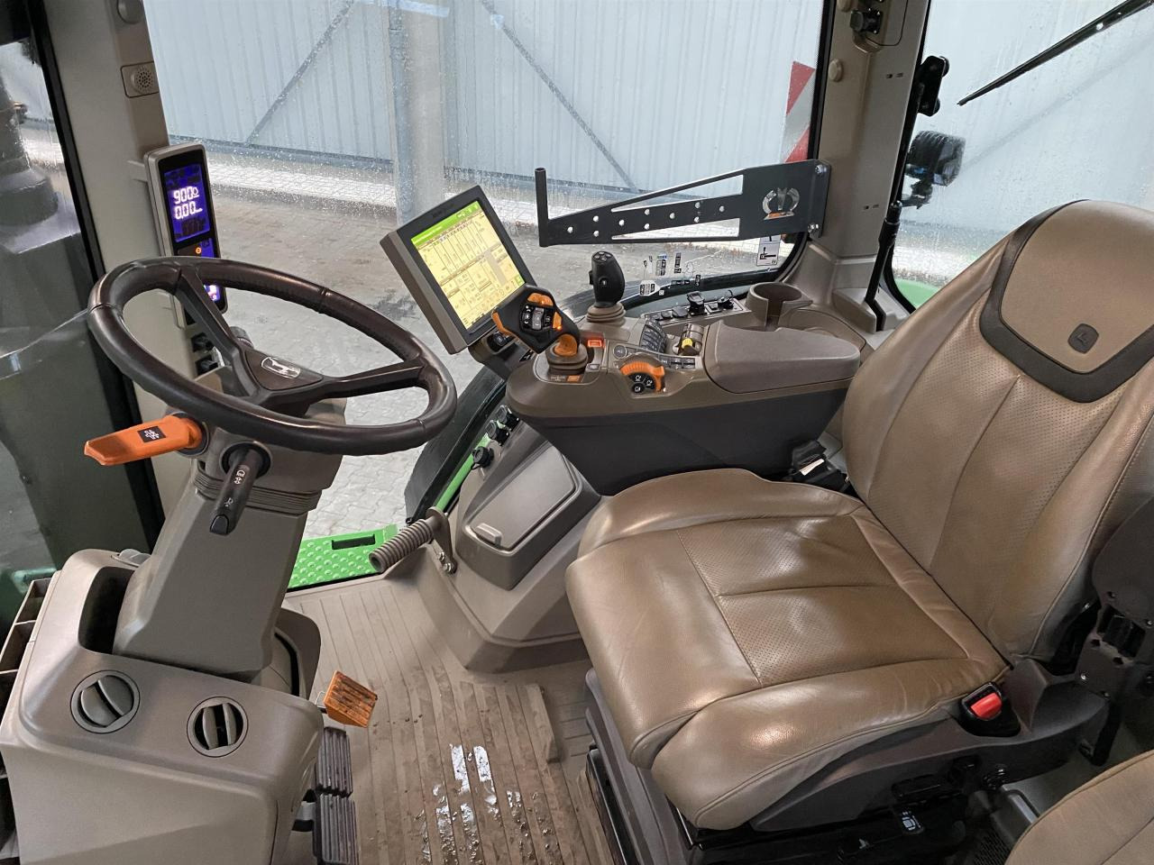 Tracteur agricole John Deere 7R 310: photos 7 Tracteur agricole John Deere 7R 310: photos 7