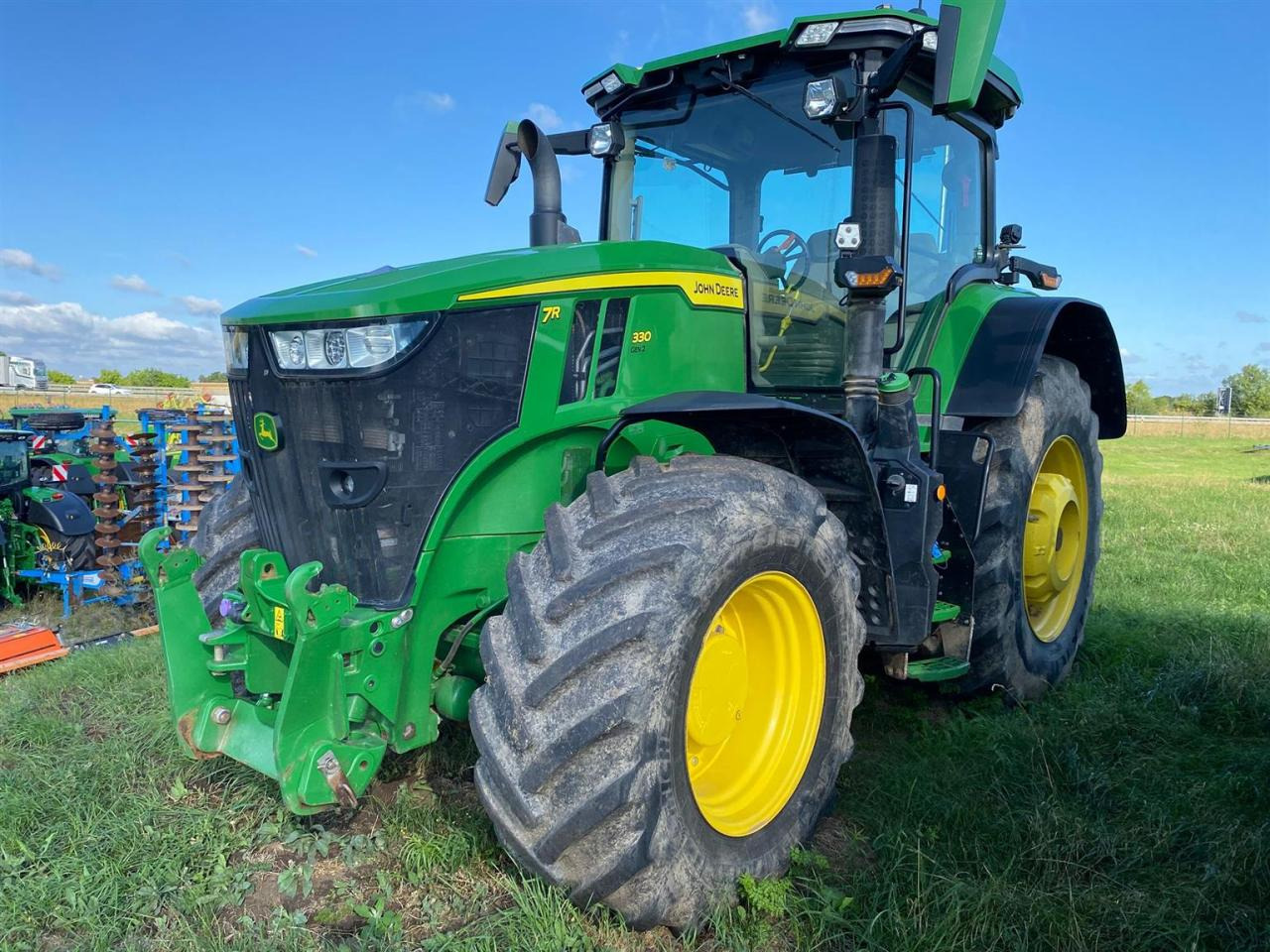 John Deere 7R 330 - Tracteur agricole: photos 1 John Deere 7R 330 - Tracteur agricole: photos 1