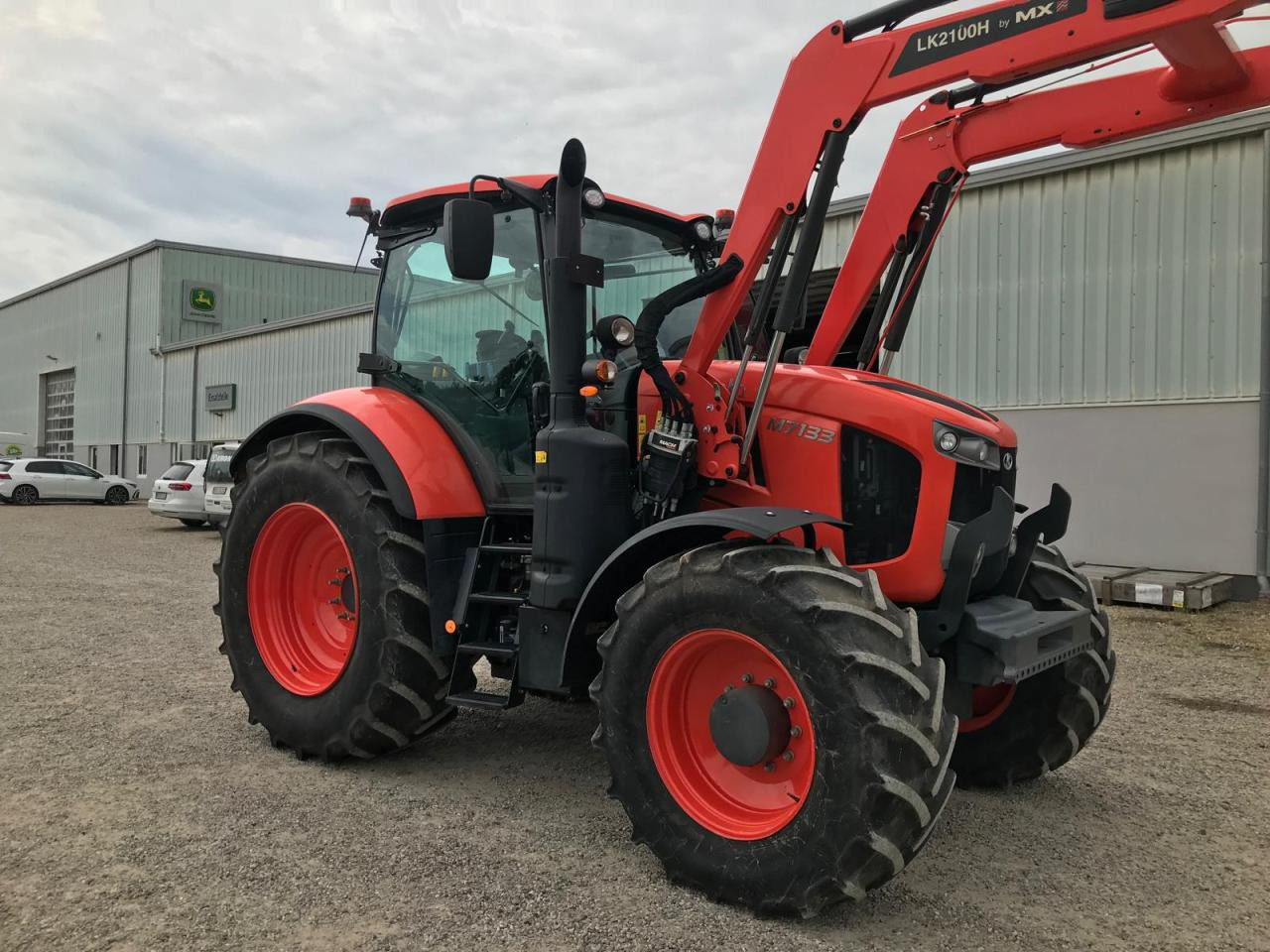 Kubota M7133 - Tracteur agricole: photos 2 Kubota M7133 - Tracteur agricole: photos 2
