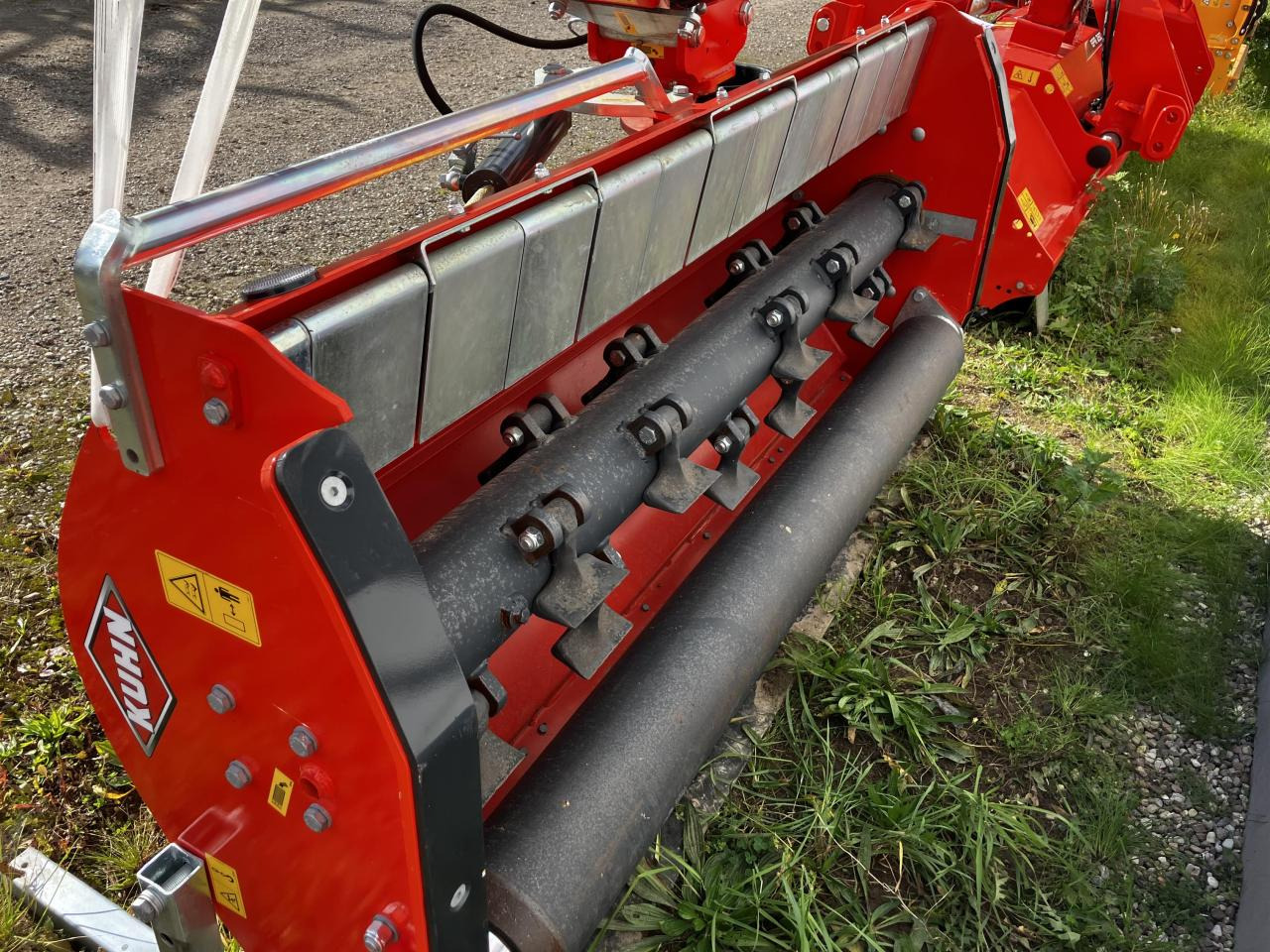 Kuhn TBE 19 - Broyeur à axe horizontal: photos 4 Kuhn TBE 19 - Broyeur à axe horizontal: photos 4