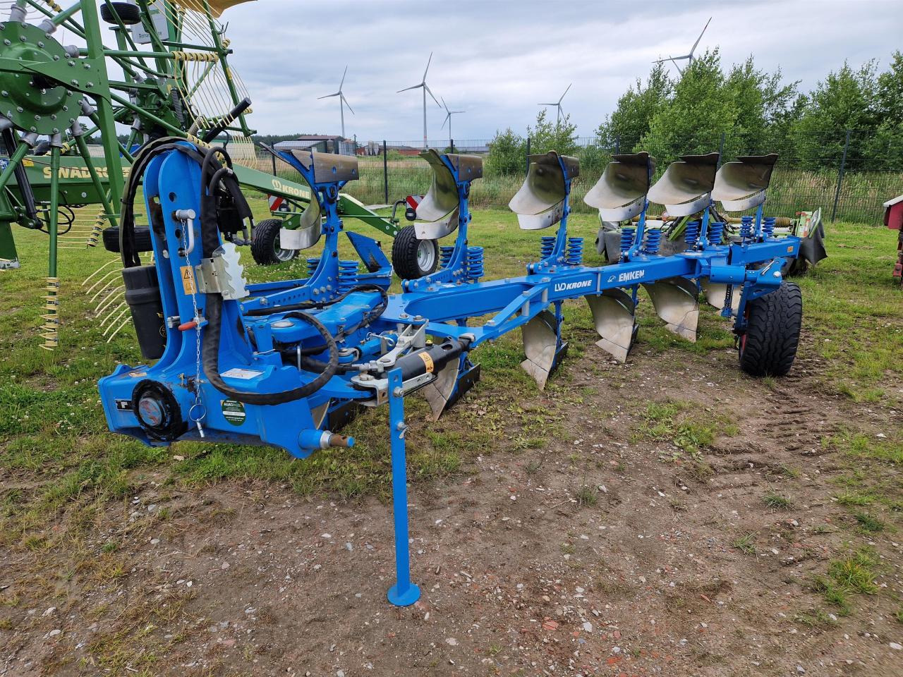 Lemken Juwel 8 M X 5+1 - Charrue: photos 1 Lemken Juwel 8 M X 5+1 - Charrue: photos 1