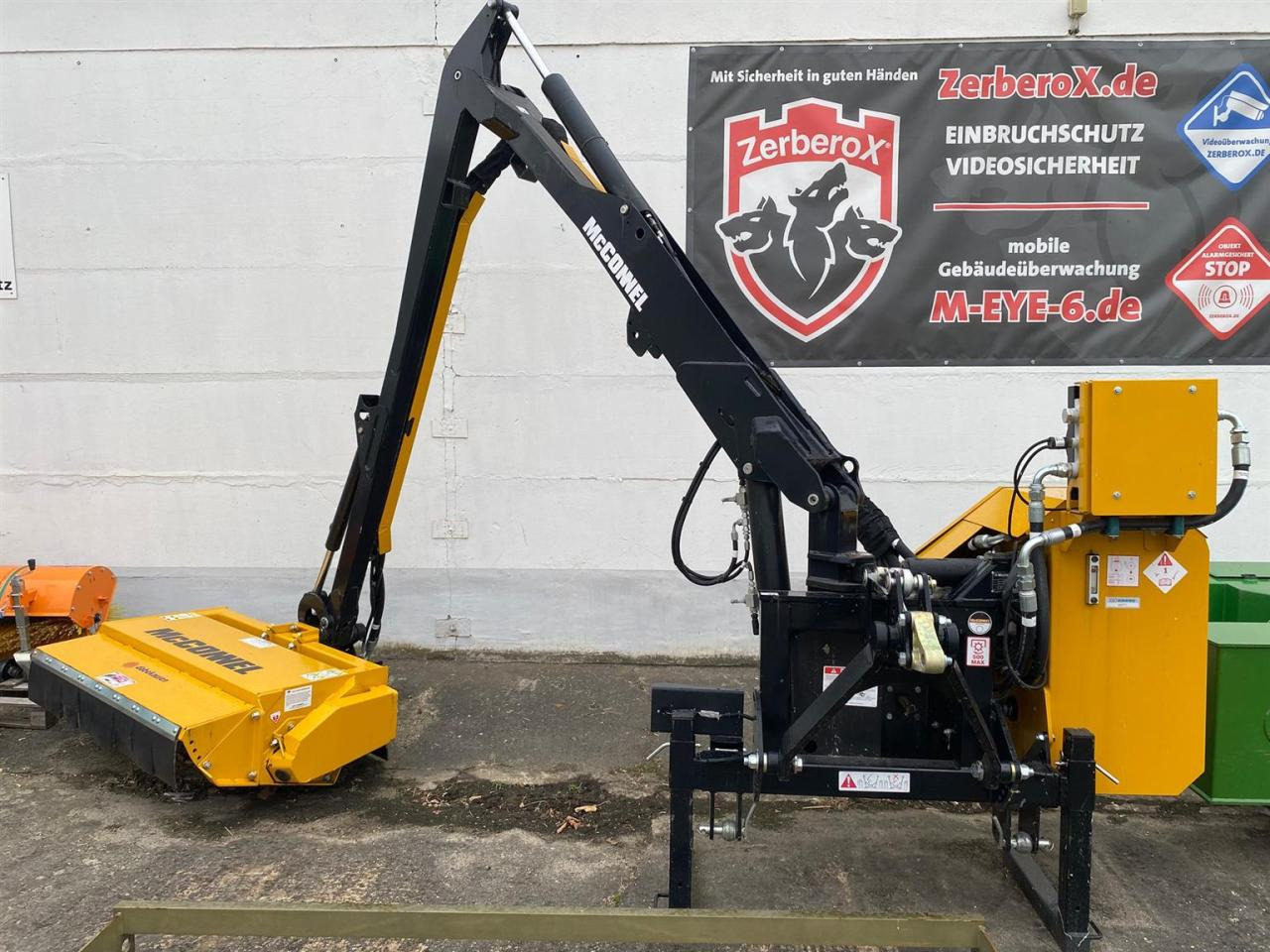 McConnel PA6055 Eco - Broyeur à axe horizontal: photos 1 McConnel PA6055 Eco - Broyeur à axe horizontal: photos 1