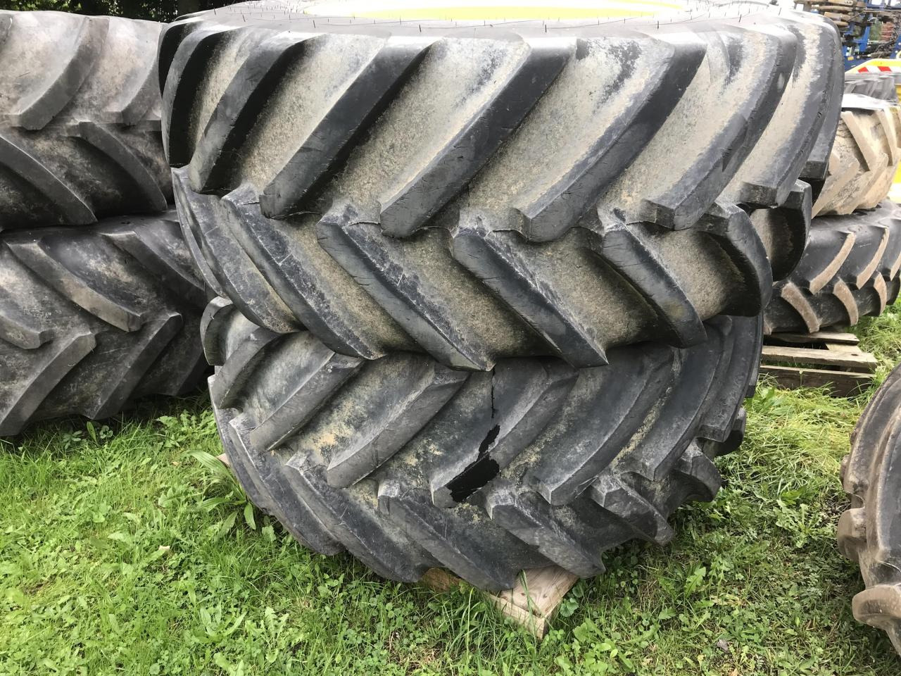 Michelin 650/60R34 - Pneu pour Machine agricole: photos 2 Michelin 650/60R34 - Pneu pour Machine agricole: photos 2