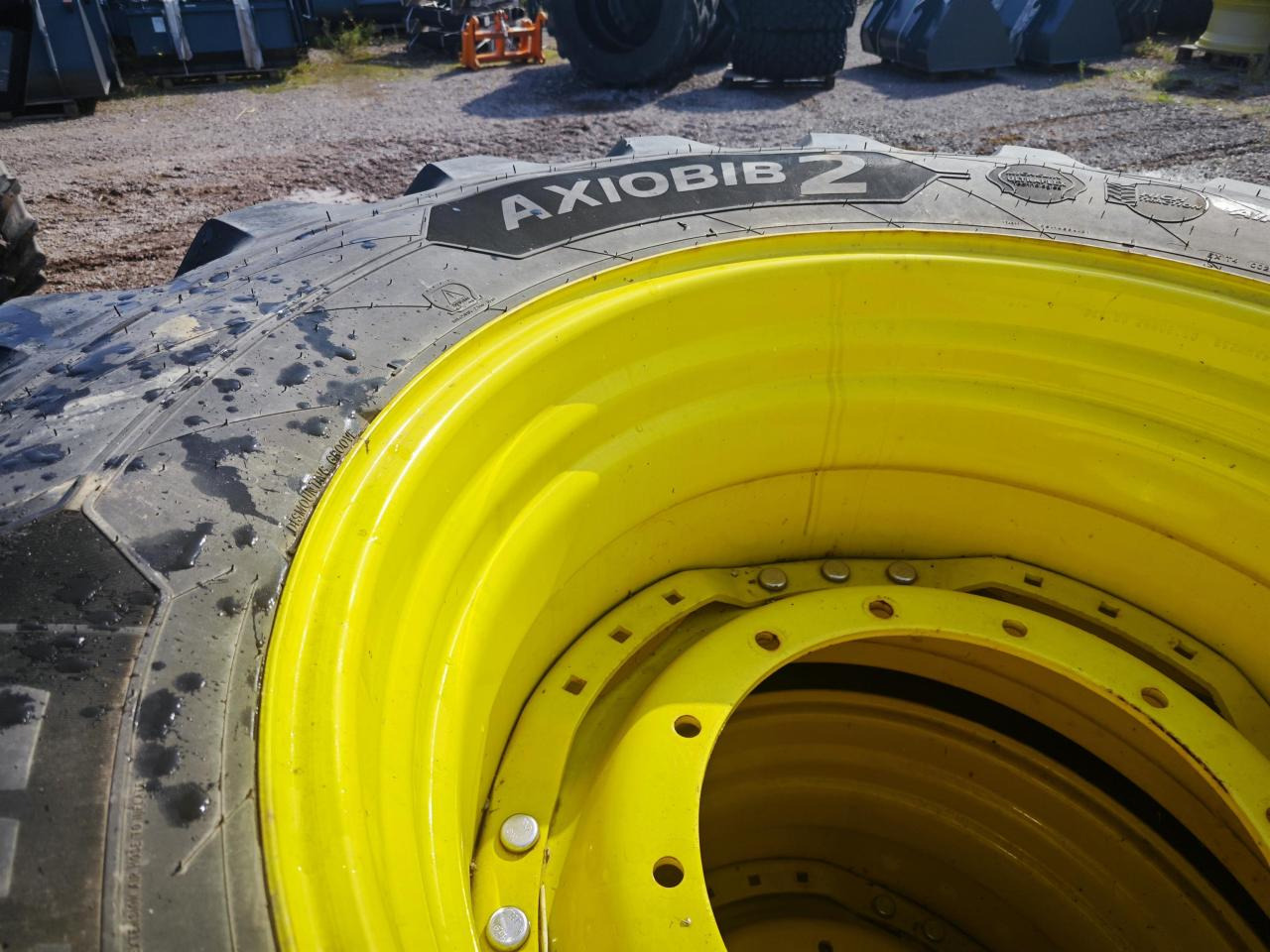 Michelin VF650/60R34 - Pneu pour Machine agricole: photos 5 Michelin VF650/60R34 - Pneu pour Machine agricole: photos 5