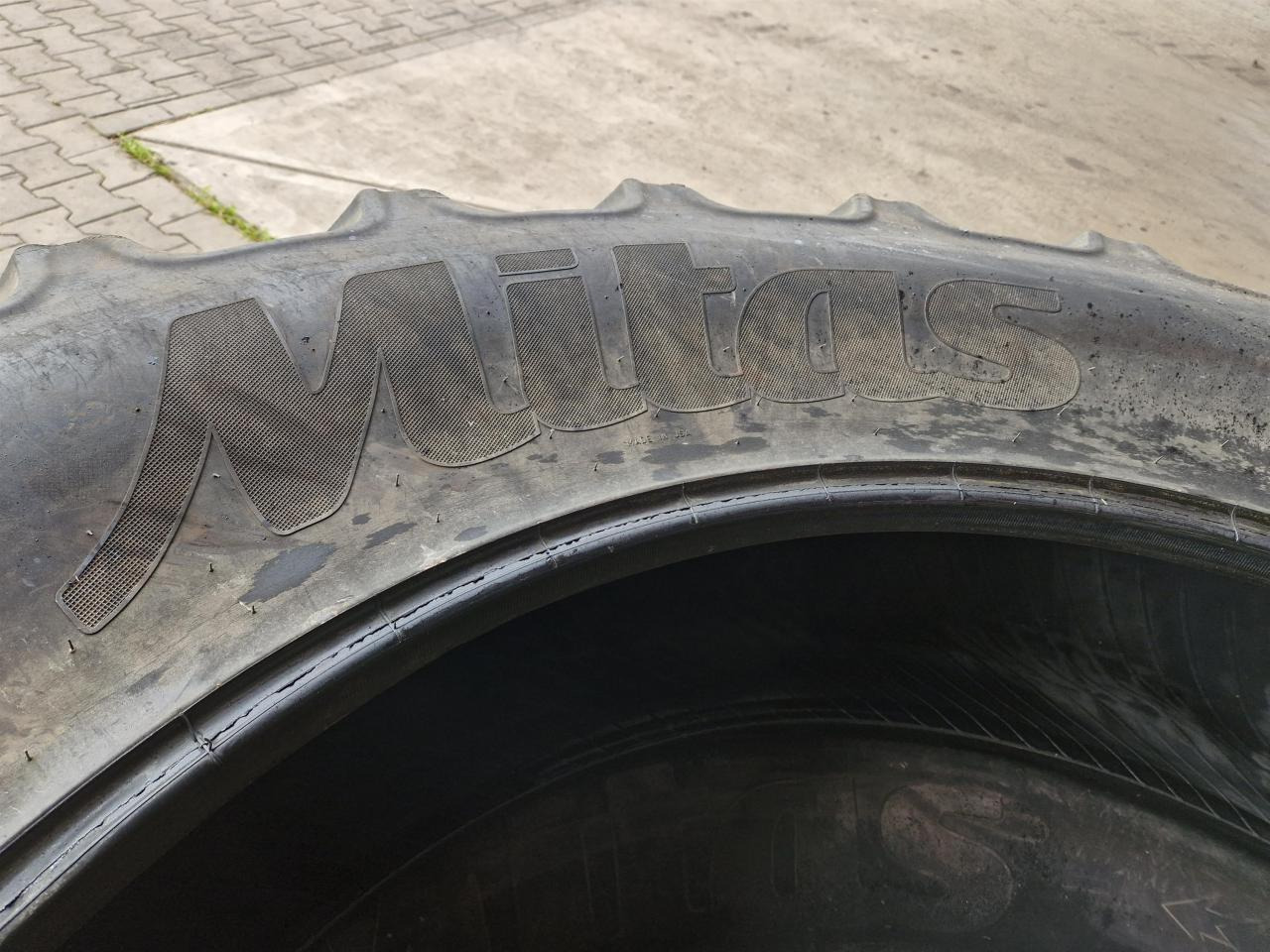 Mitas 480/95R50 - Pneu pour Machine agricole: photos 3 Mitas 480/95R50 - Pneu pour Machine agricole: photos 3