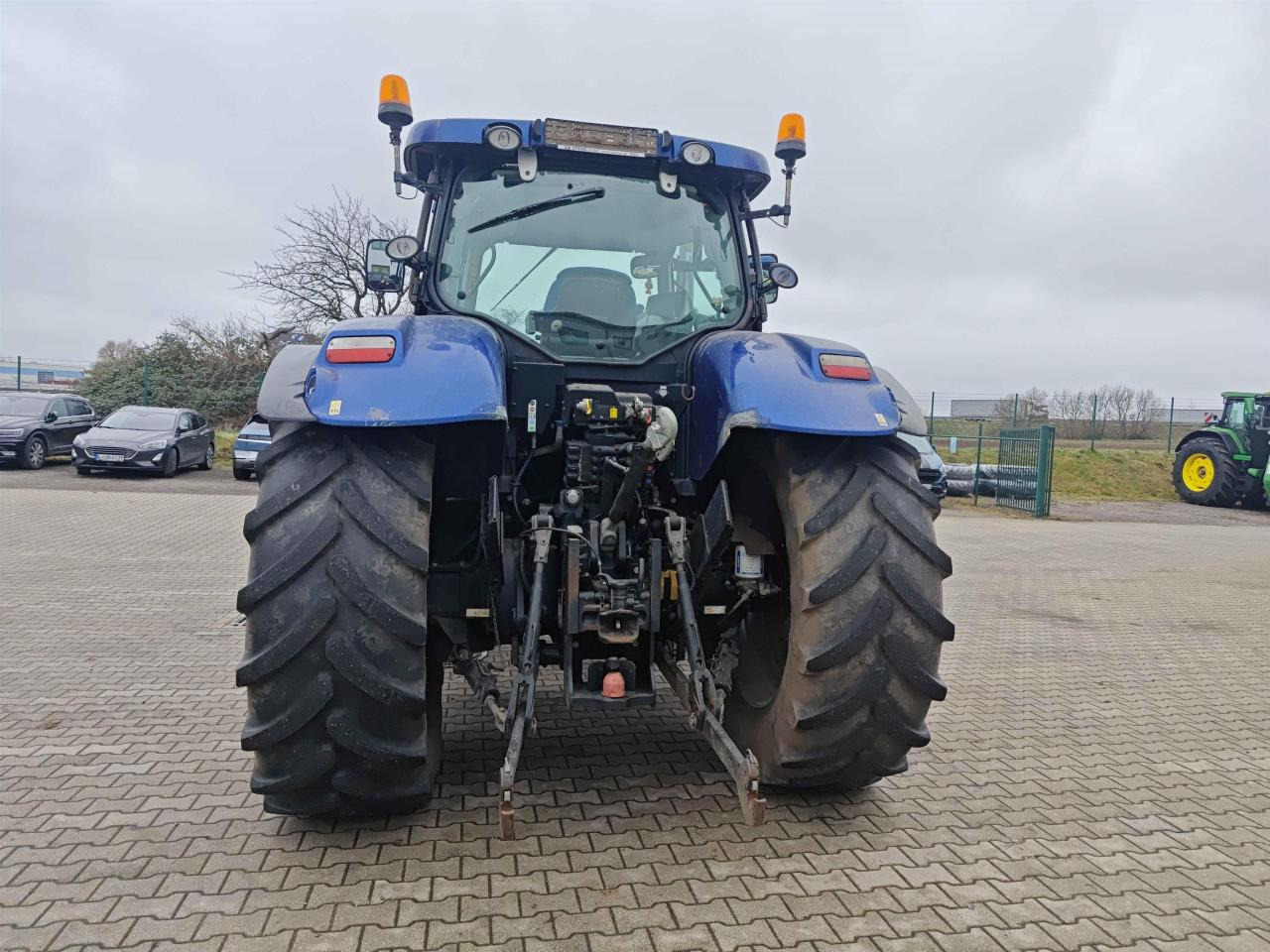 New Holland T7.200 - Tracteur agricole: photos 5 New Holland T7.200 - Tracteur agricole: photos 5