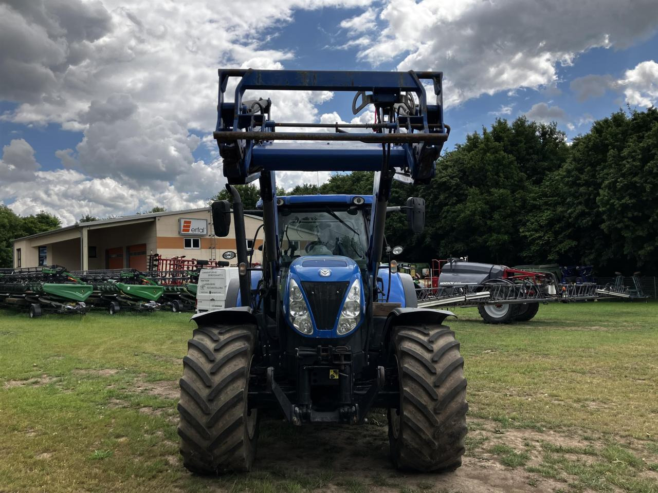 New Holland T7.270 - Tracteur agricole: photos 3 New Holland T7.270 - Tracteur agricole: photos 3