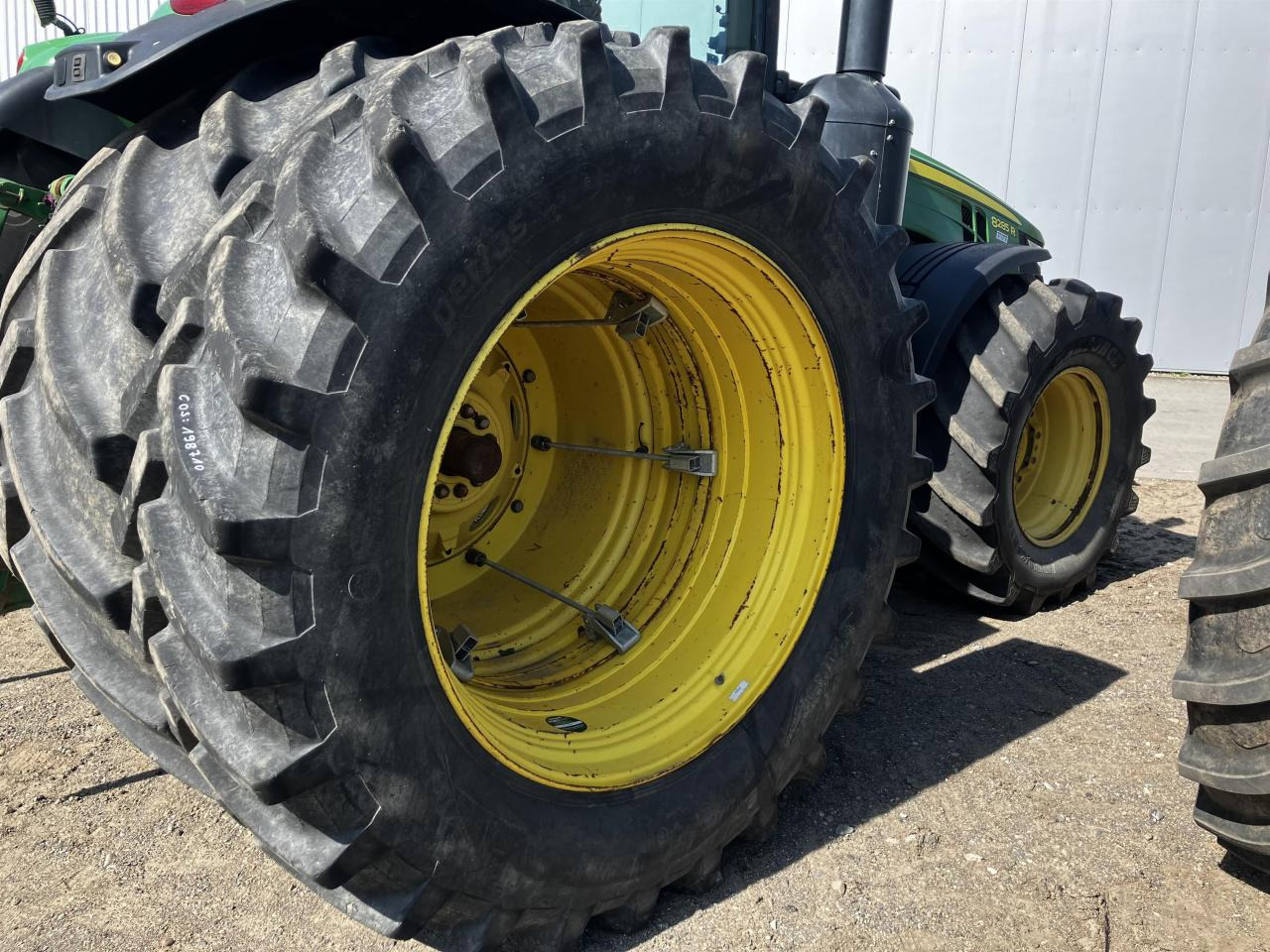 Petlas 520/85R46 - Pneu pour Machine agricole: photos 1 Petlas 520/85R46 - Pneu pour Machine agricole: photos 1