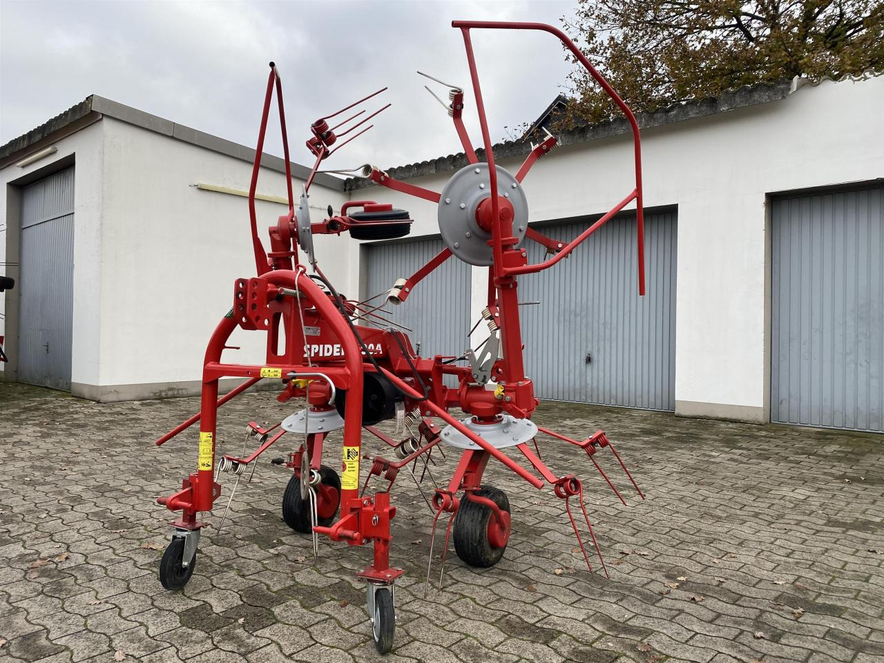 SIP Spider 400A - Faneuse: photos 3 SIP Spider 400A - Faneuse: photos 3