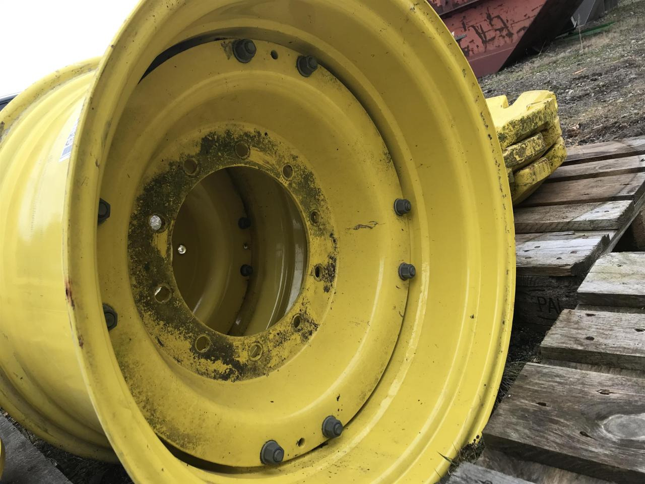 Titan 18x28 - Pneu pour Machine agricole: photos 3 Titan 18x28 - Pneu pour Machine agricole: photos 3