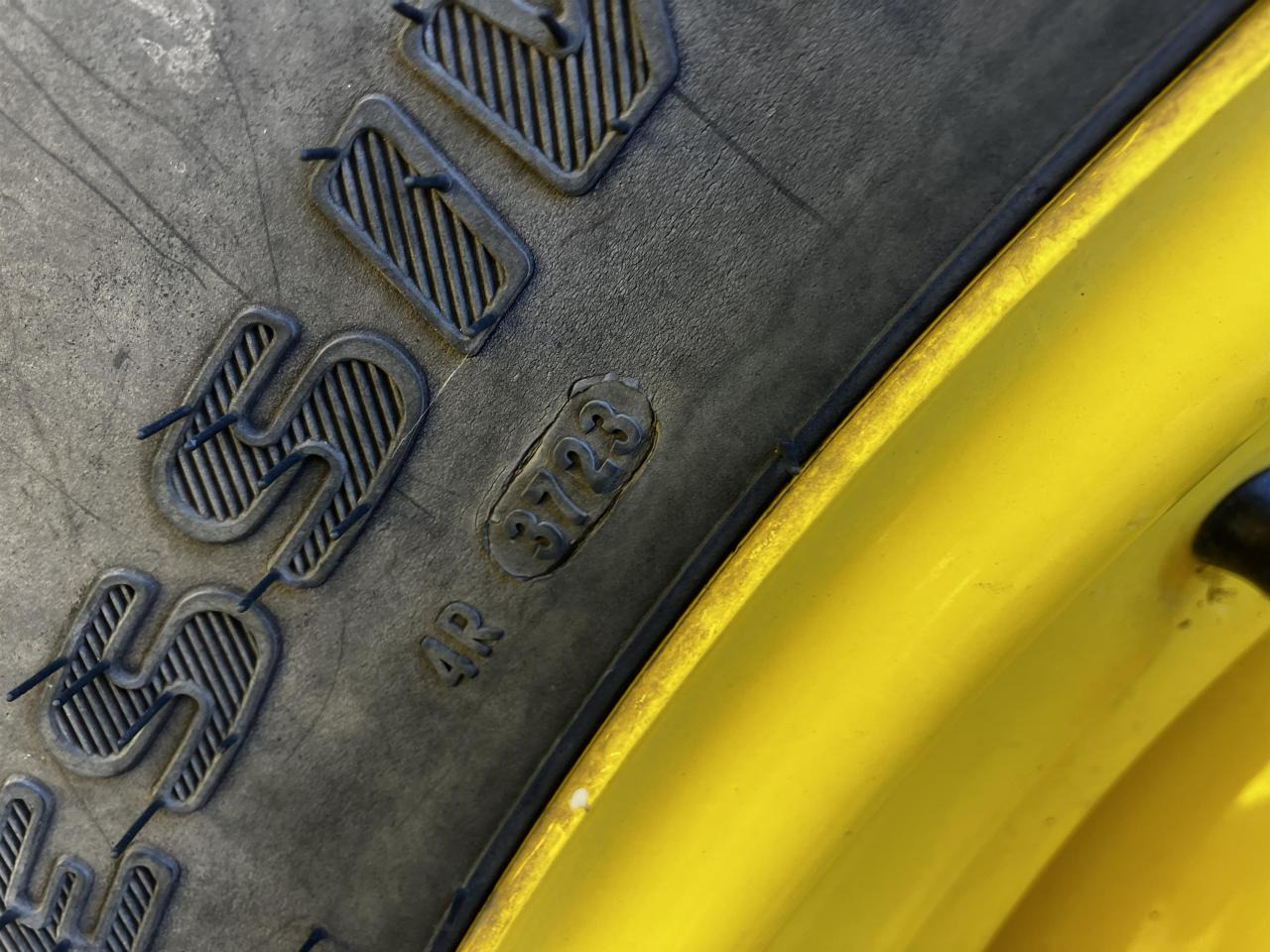 Trelleborg 480/70R30 - Pneu pour Machine agricole: photos 5 Trelleborg 480/70R30 - Pneu pour Machine agricole: photos 5